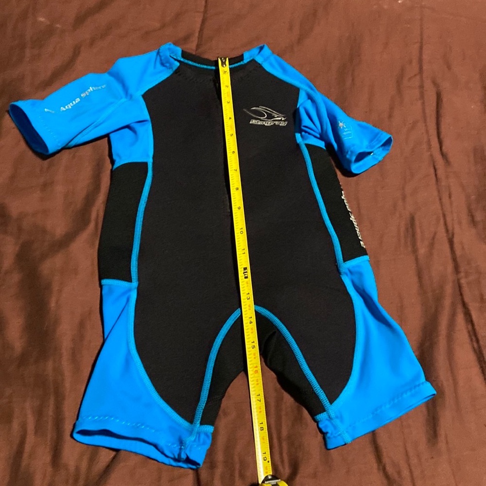 Wetsuit. - Picture 10 of 15